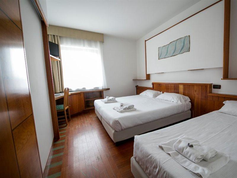 Hotel Carlo Felice Sassari Dış mekan fotoğraf